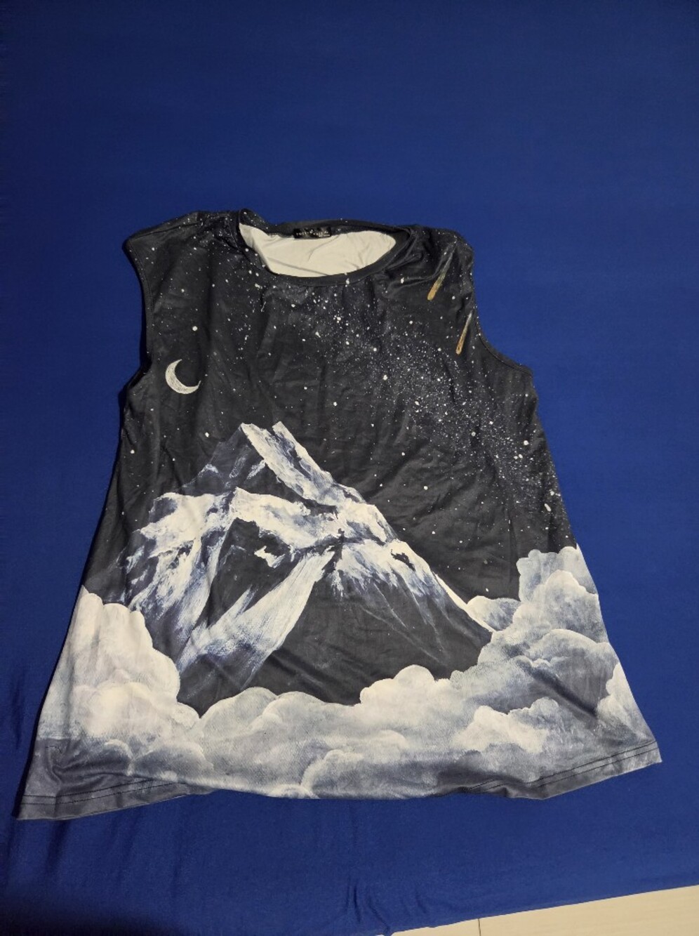 Womems Mountain & Moon Graphic Tank Top - Black